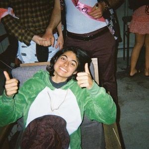 Meet your Posher, Frehley